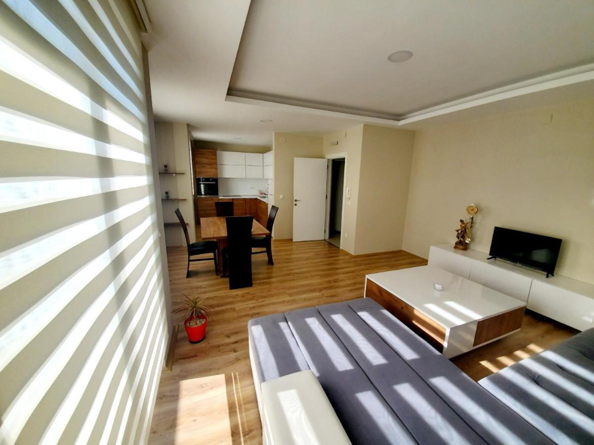 Vila Manuela Aparthotel Gevgelija Exterior photo